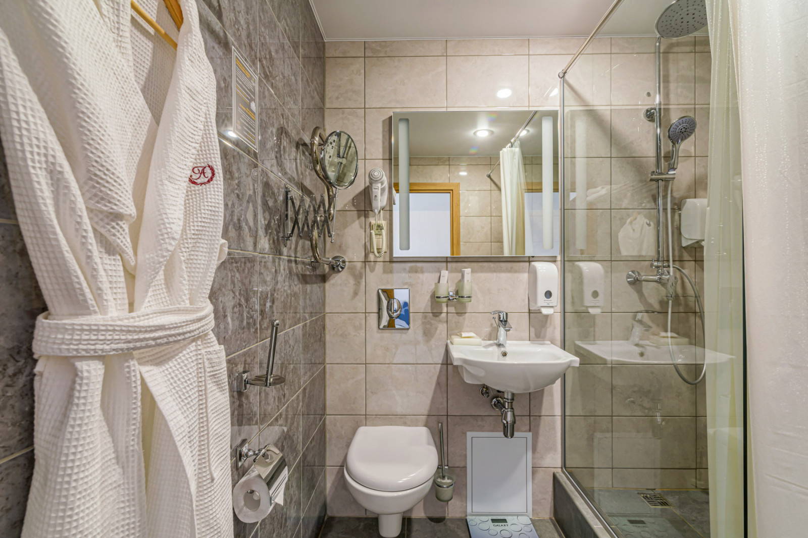 Обновленные интерьеры отеля АМАКС