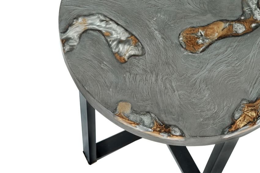 Столы из массива