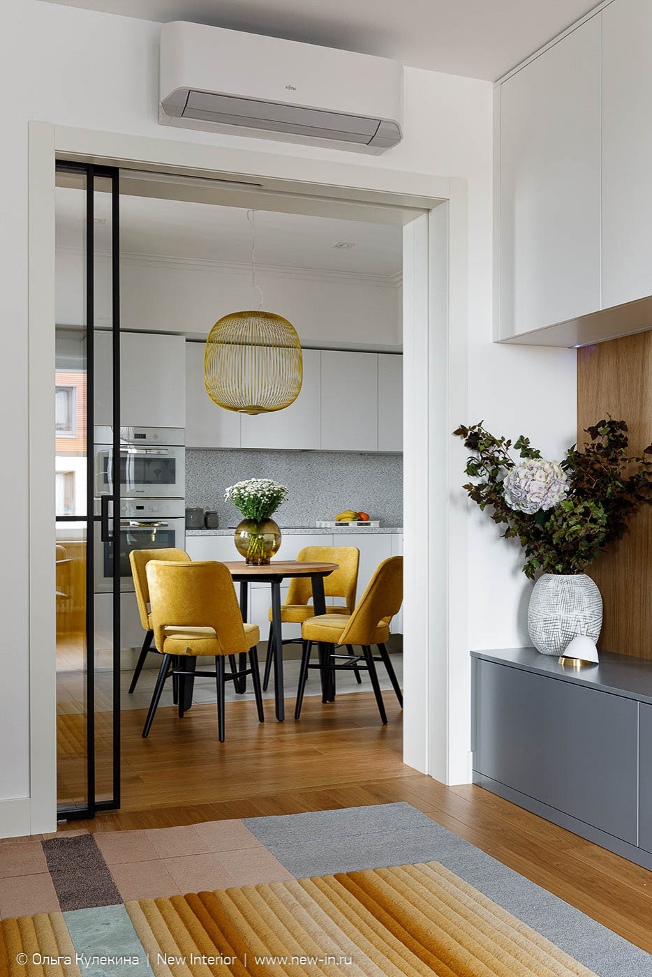 Квартира в стиле mid-century modern в ЖК Европа сити - 68 м²