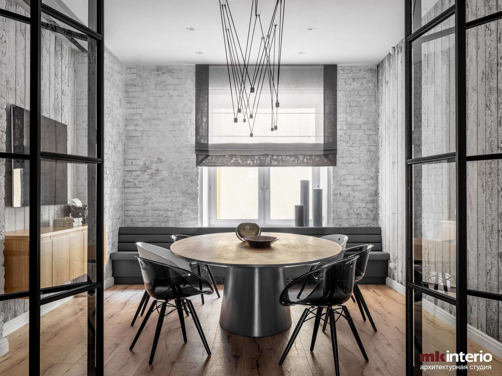 Офис издательства "Поляндрия"