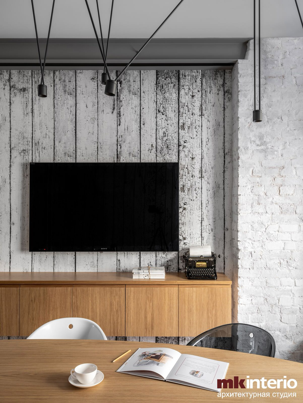 Офис издательства "Поляндрия"