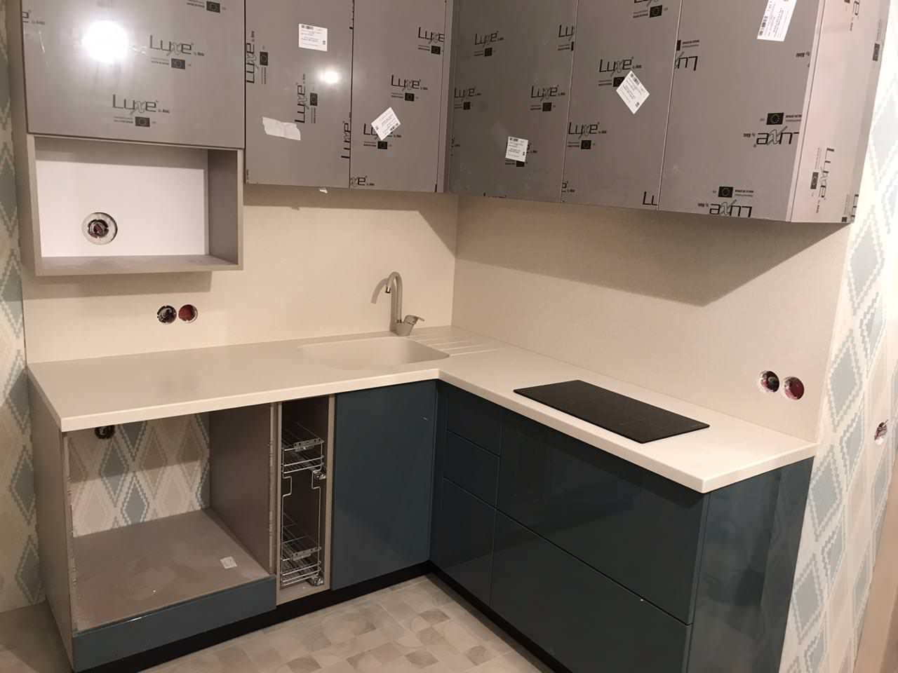 Столешницы из искусственного камня для маленькой кухни