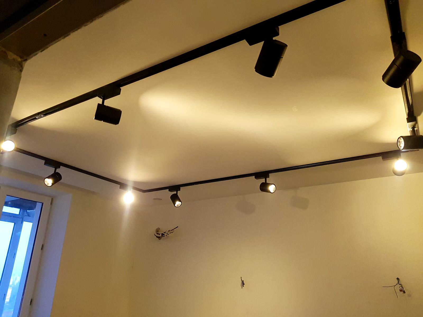 Монтаж встроенных и трековых систем освещения