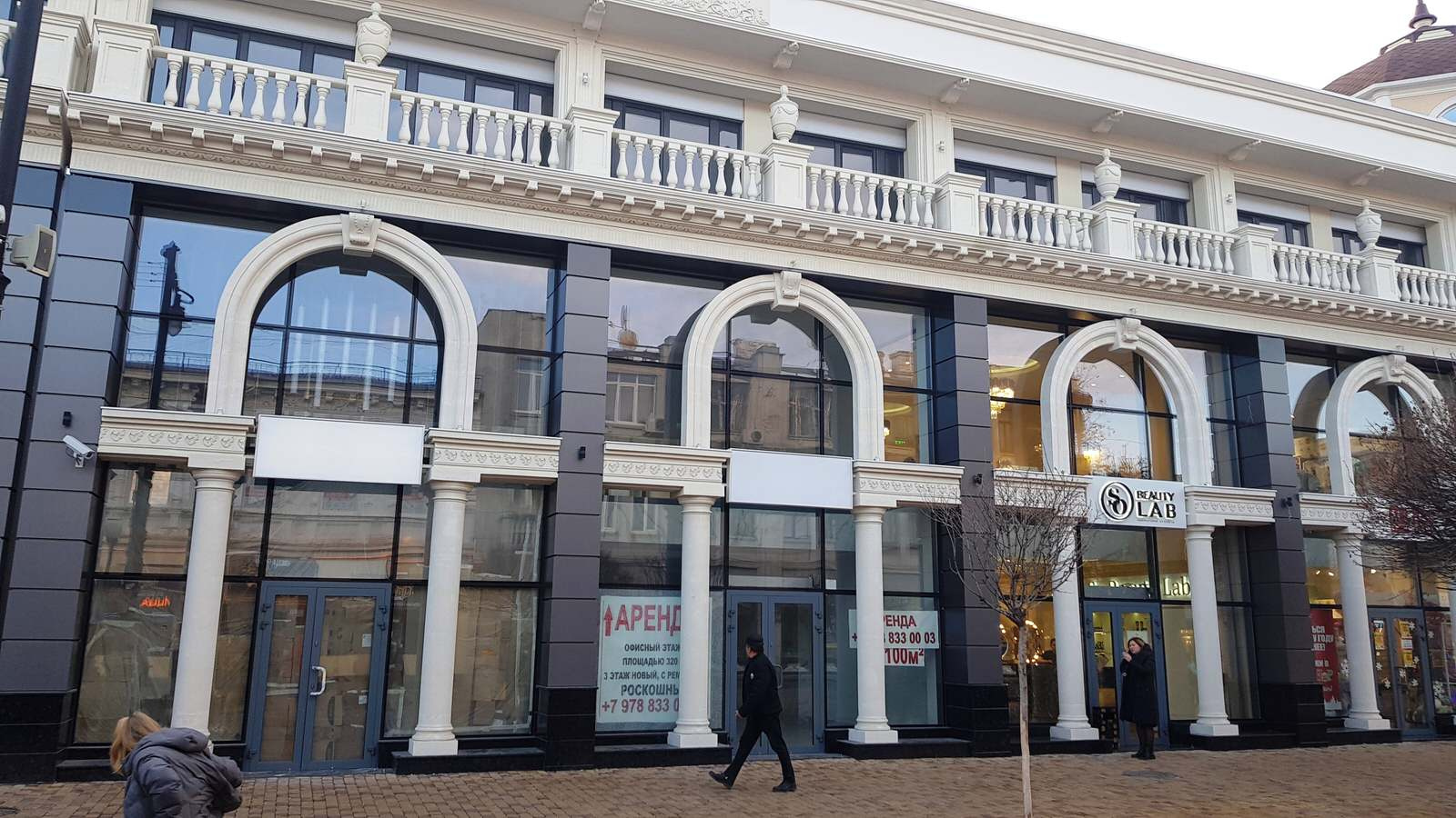 Фасады из инкерманского камня