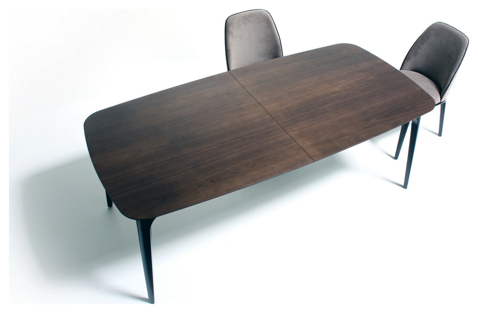 Обеденный стол