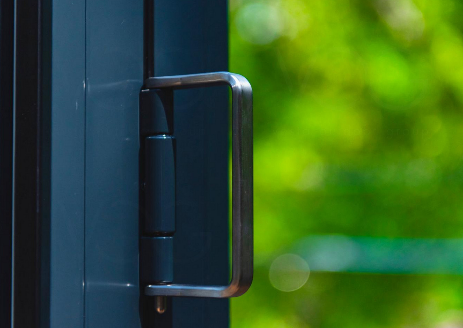 Стеклянная веранда на эксплуатируемой кровле