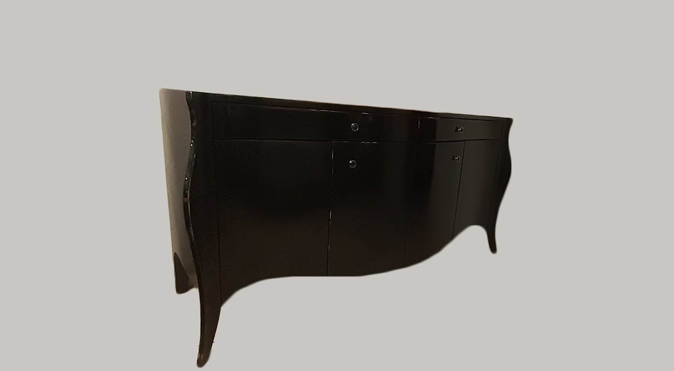 черный лаковый комод