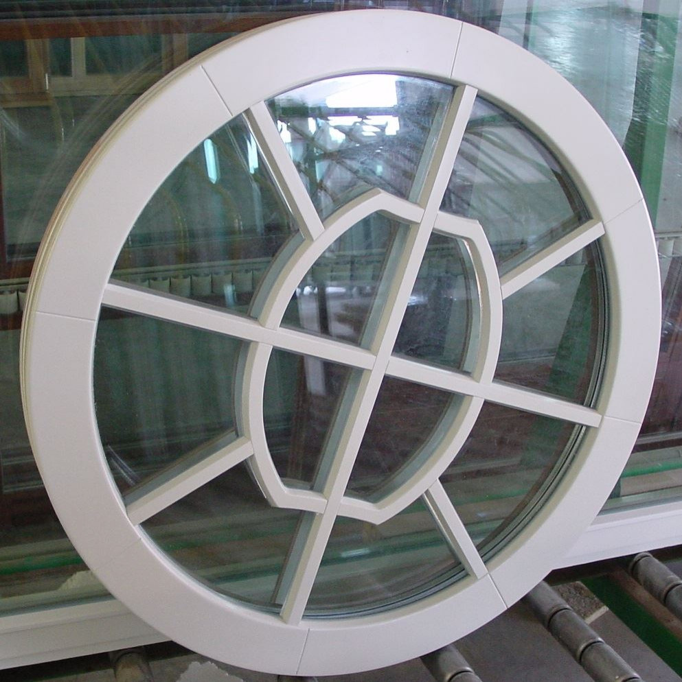 Круглое окно