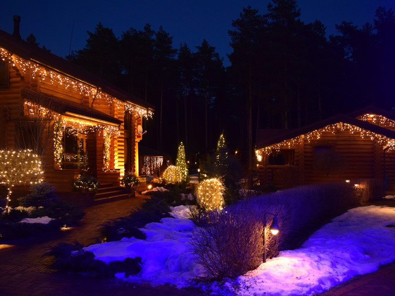 Праздник к нам приходит