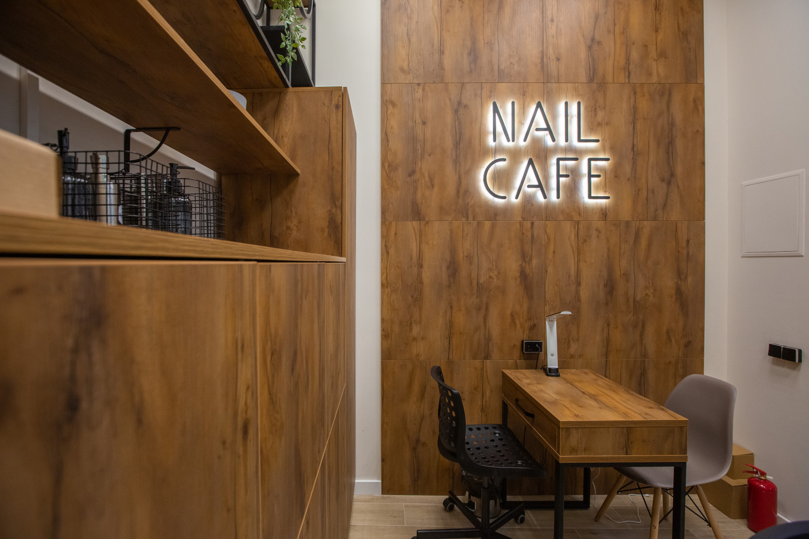 Студия маникюра NailCafe