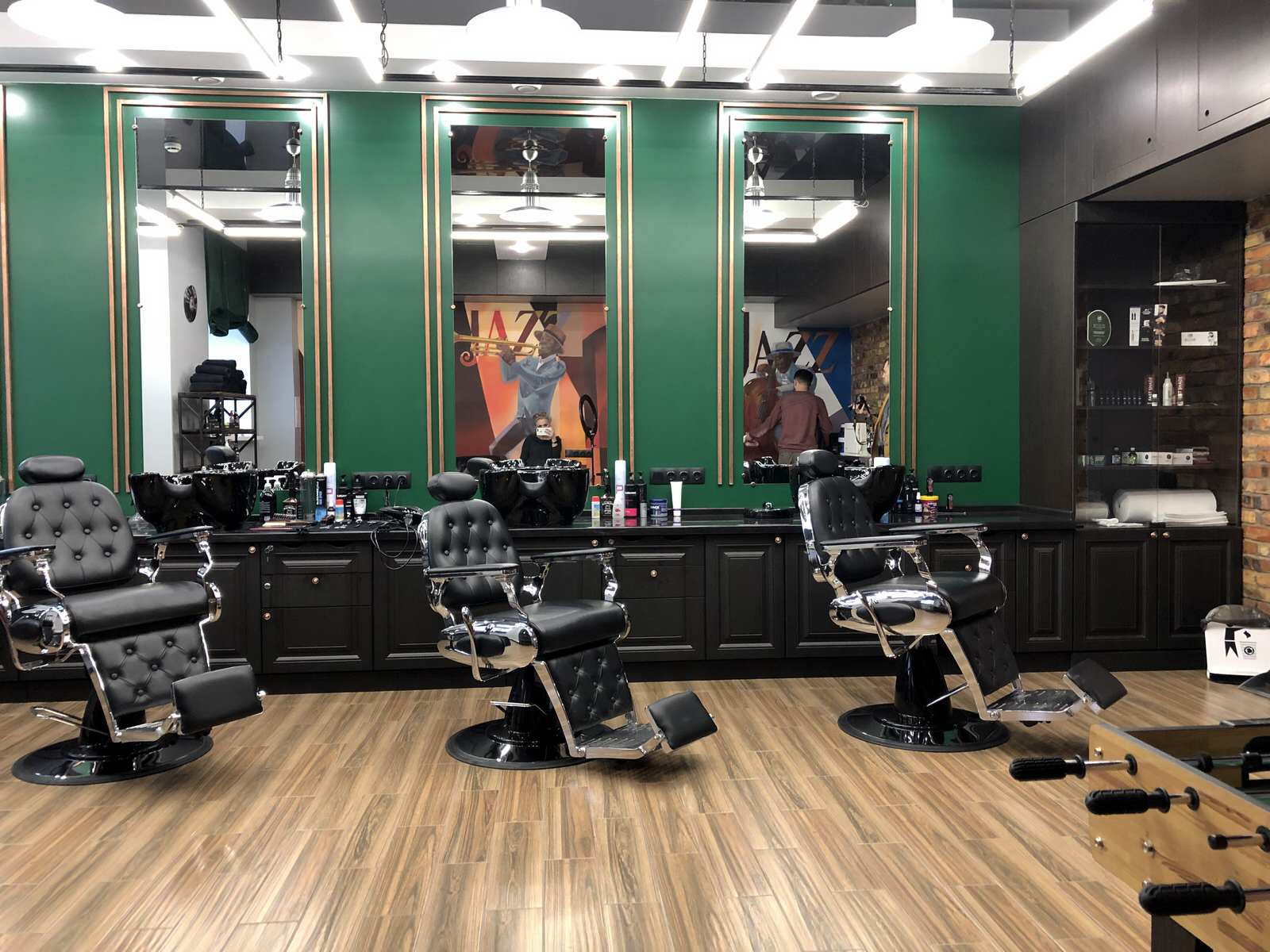 JAZZ BARBERSHOP