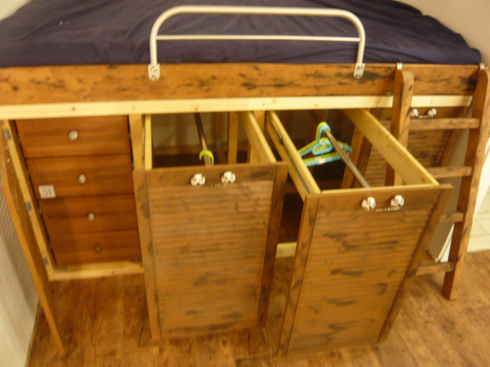 кровать-чердак