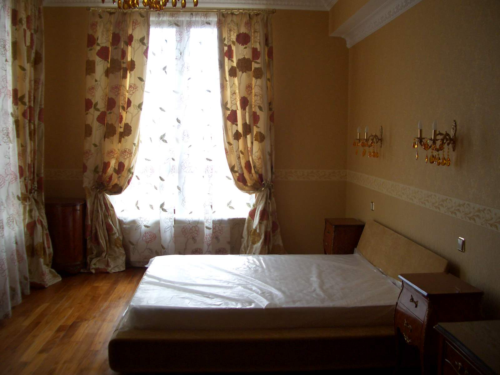 Мебель в спальной
