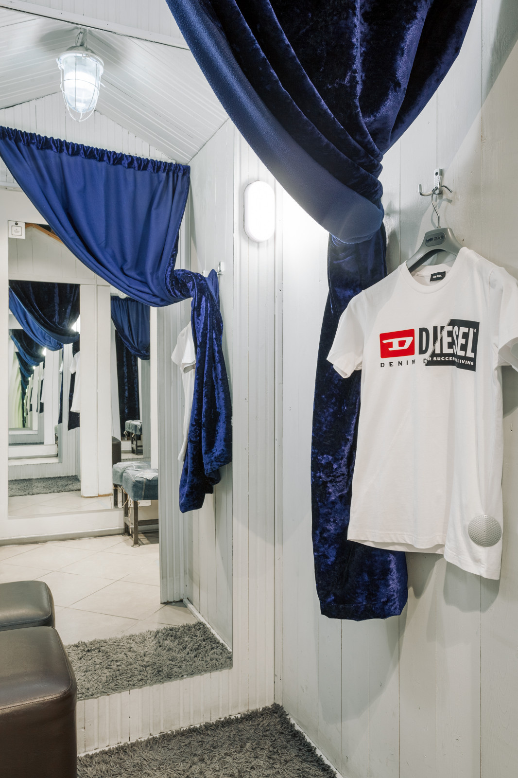 Обложка проекта: Магазин-дисконт COSMO STORE (ТРЦ "Меридиан")