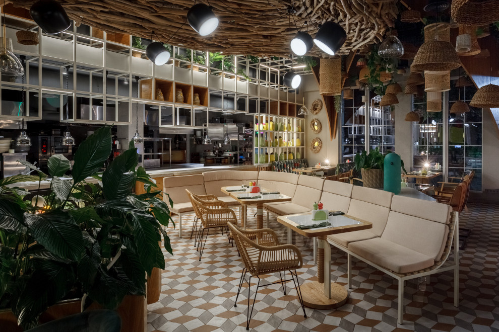 Ресторан "Птичка-Невеличка"