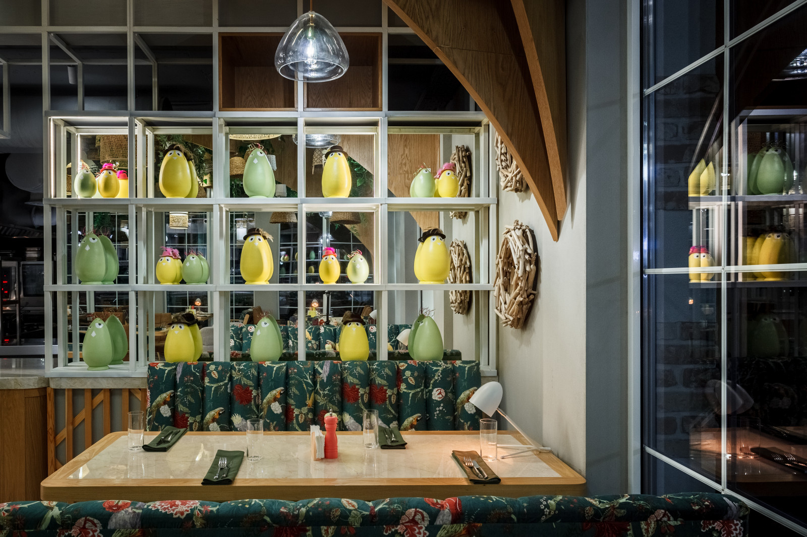 Ресторан "Птичка-Невеличка"