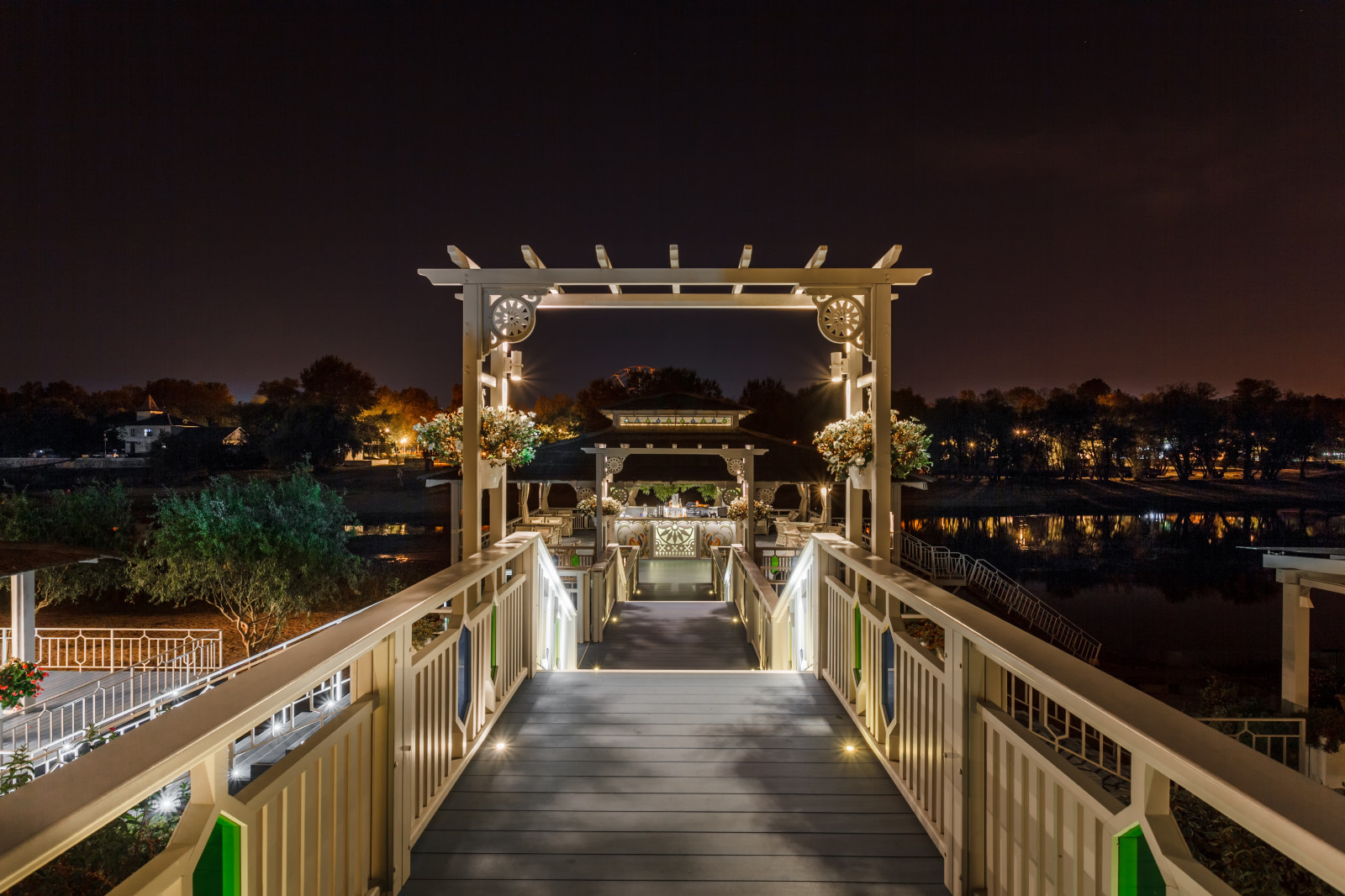 Ресторан "СТАНЪ". Летняя терраса.