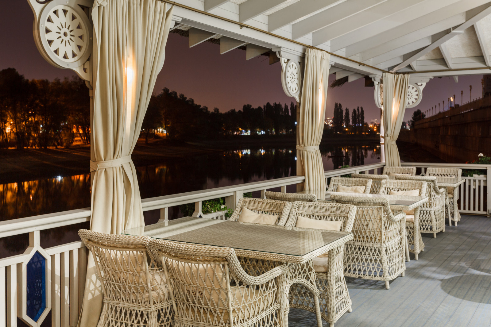 Ресторан "СТАНЪ". Летняя терраса.