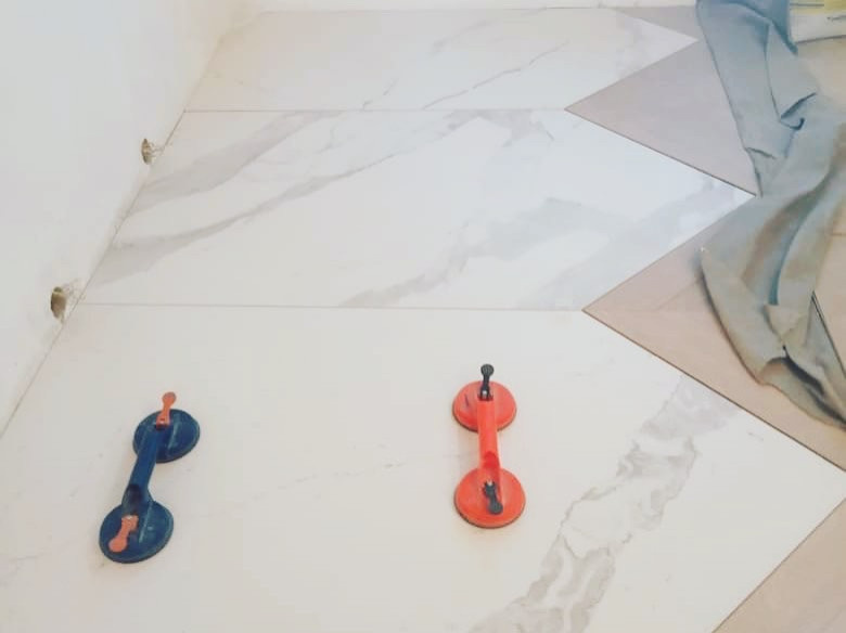 Полы из крупноформатного керамогранита. Ламинам 3000*1000