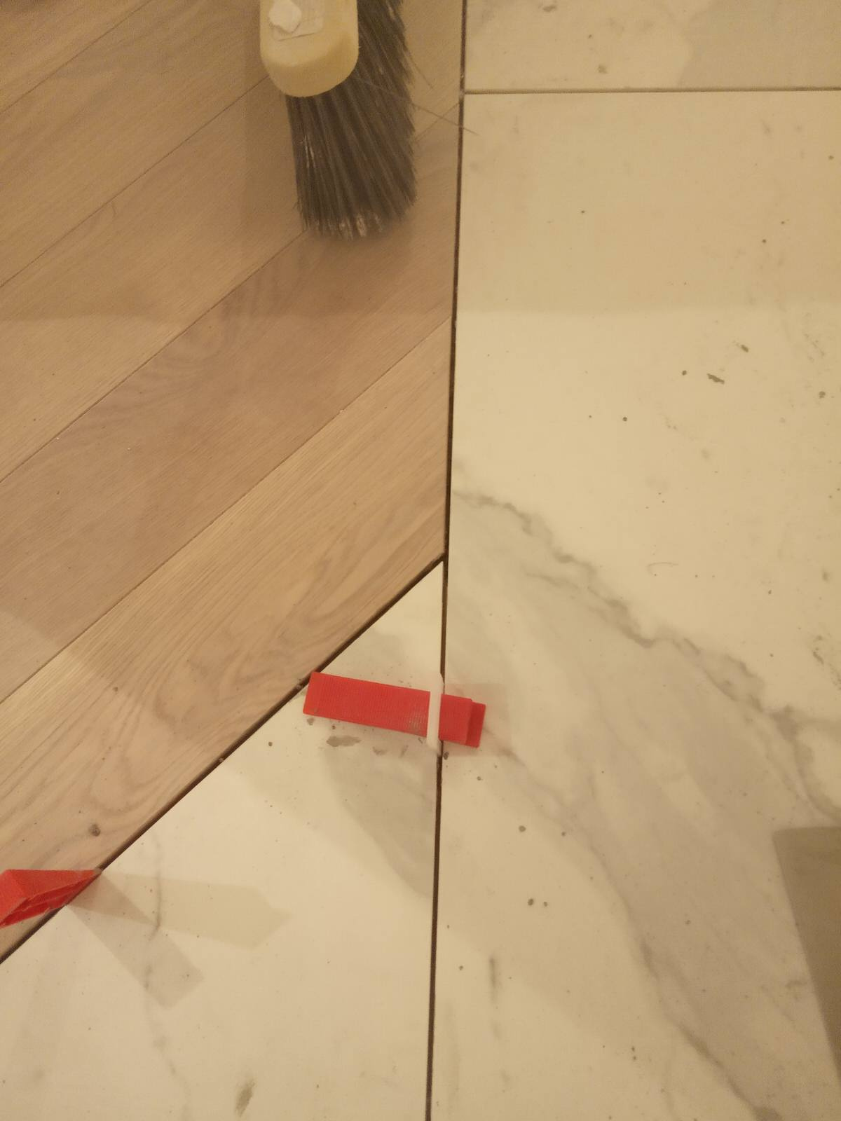 Полы из крупноформатного керамогранита. Ламинам 3000*1000