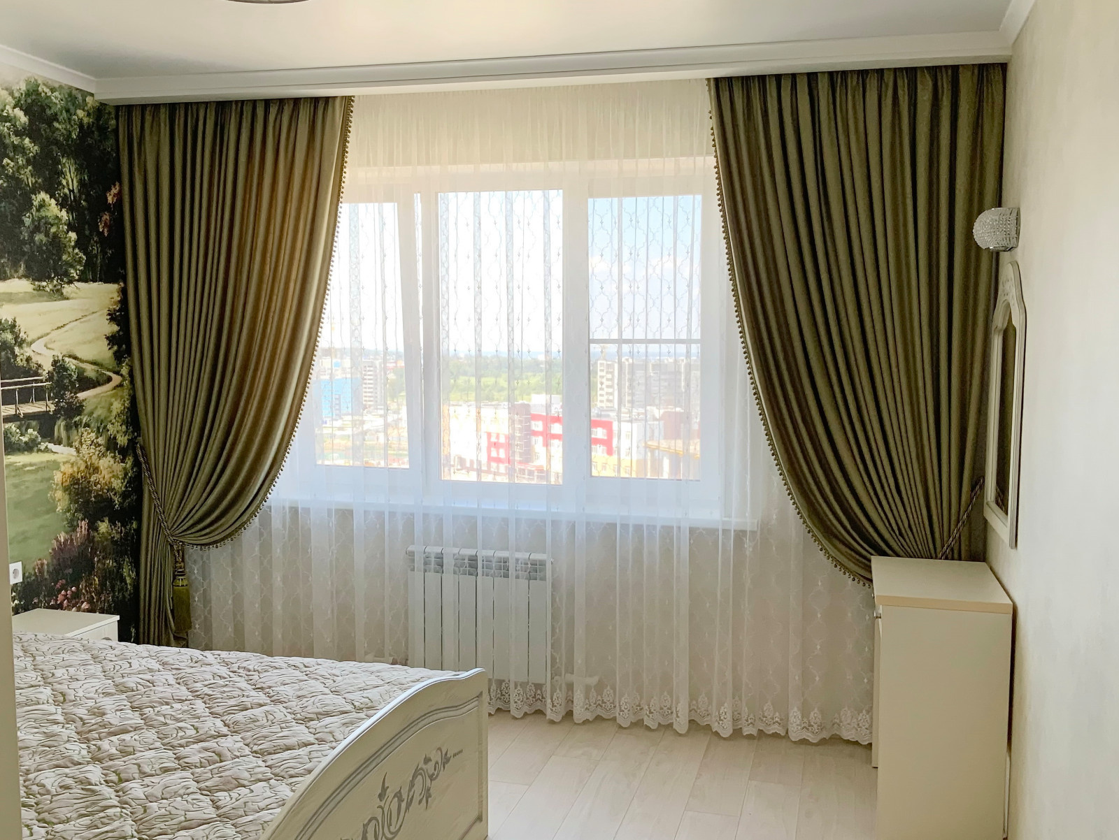 Шторы в спальную комнату квартиры - дизайн, пошив. монтаж.