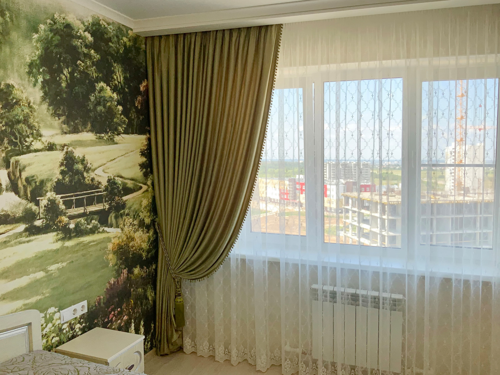 Шторы в спальную комнату квартиры - дизайн, пошив. монтаж.