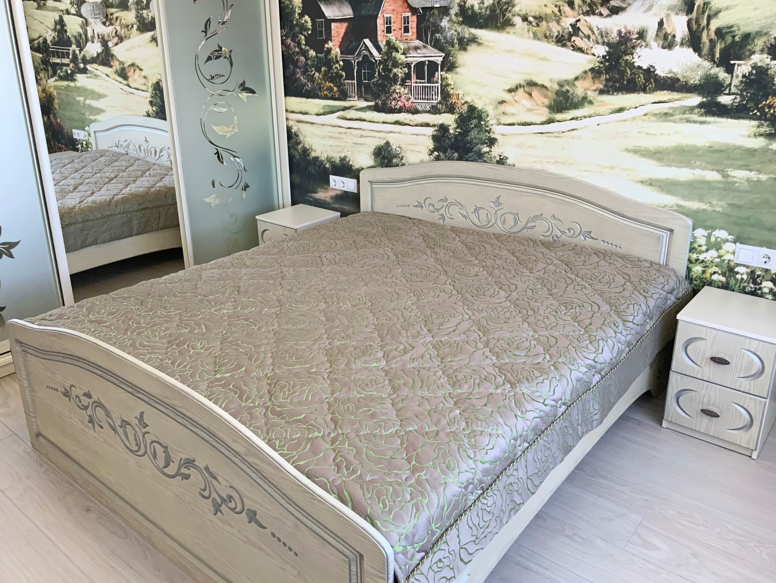 Шторы в спальную комнату квартиры - дизайн, пошив. монтаж.