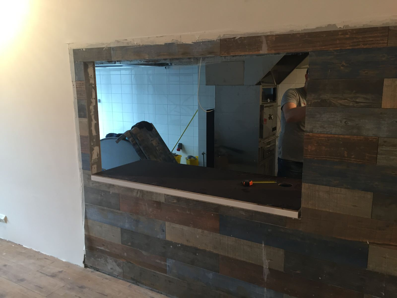 Аквариум для продажи рыбы в ресторане