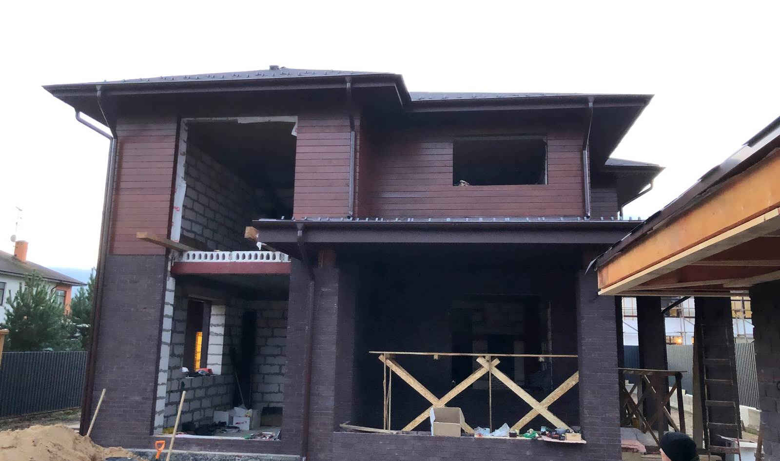 Строительство частного коттеджа