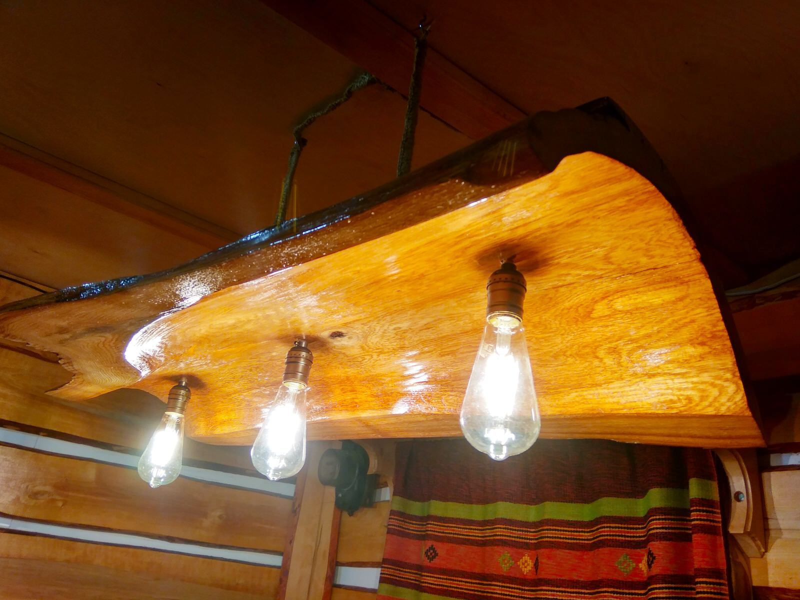 Освещение, лампы, люстры