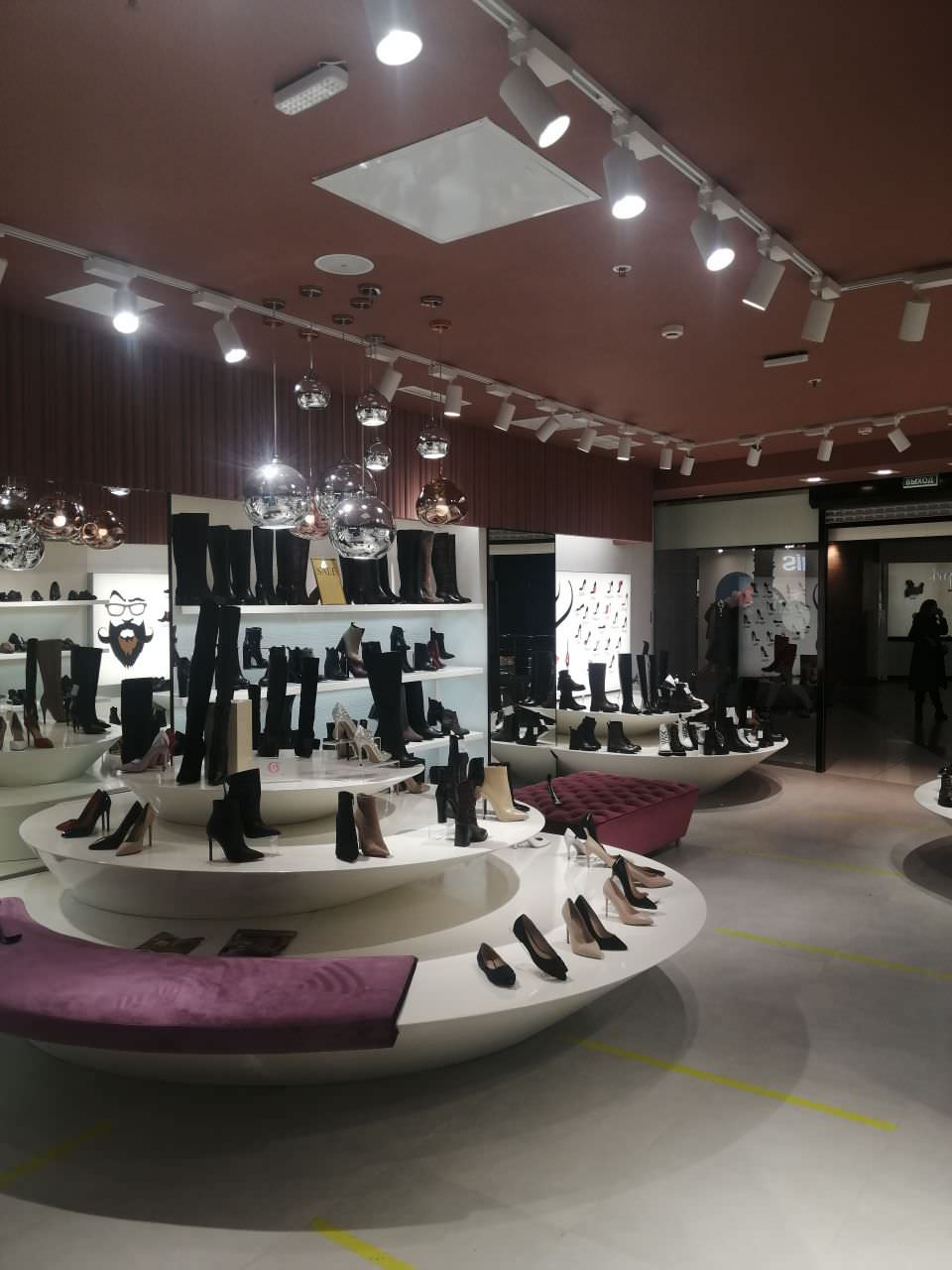 магазин Kristina&Milan в ТРК Гранд Каньон