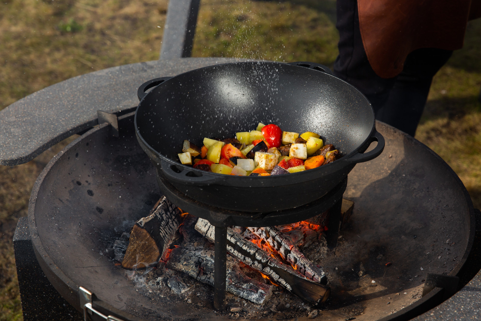 Готовим на костровых чашах