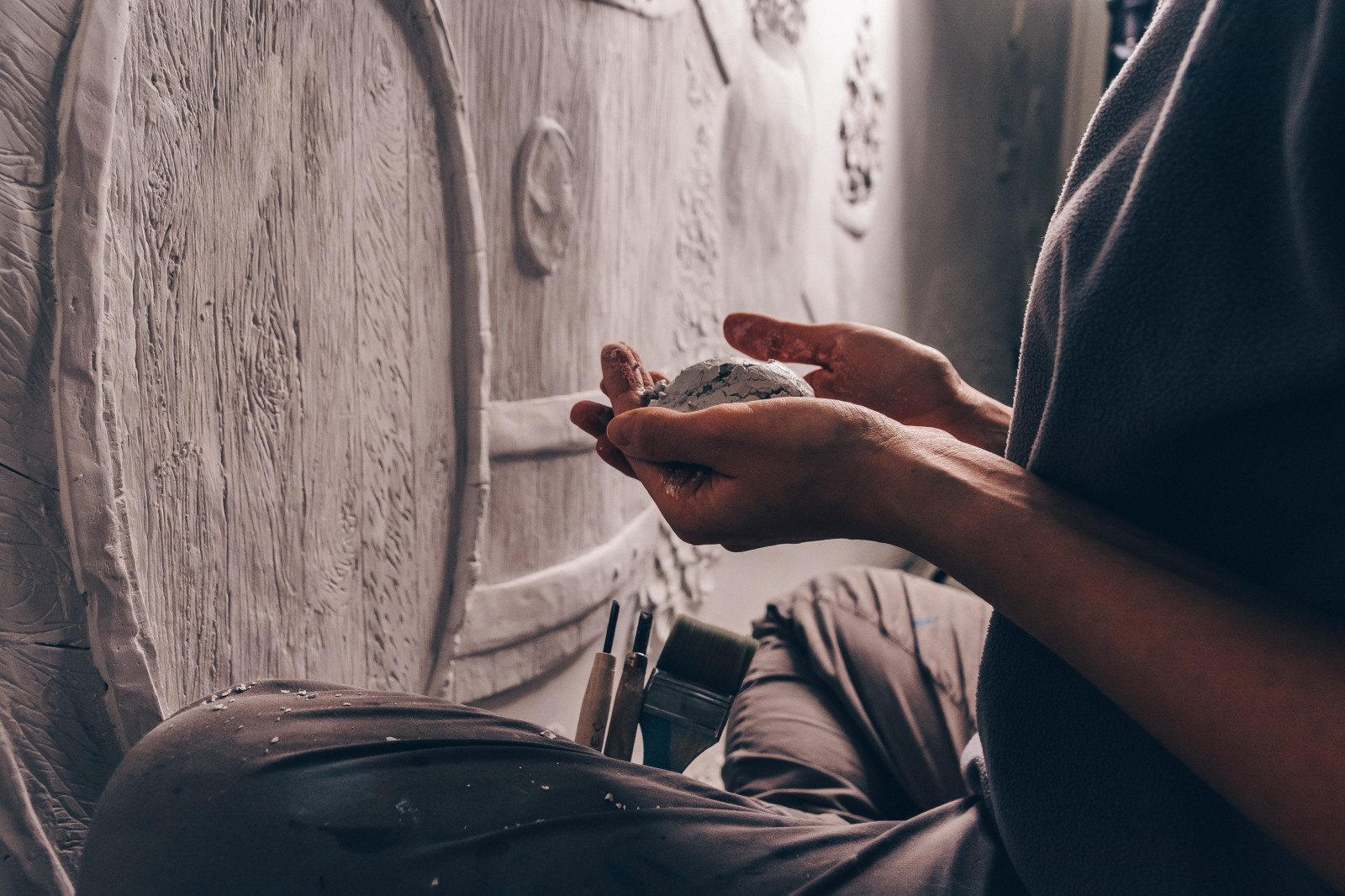 Барельеф Италия