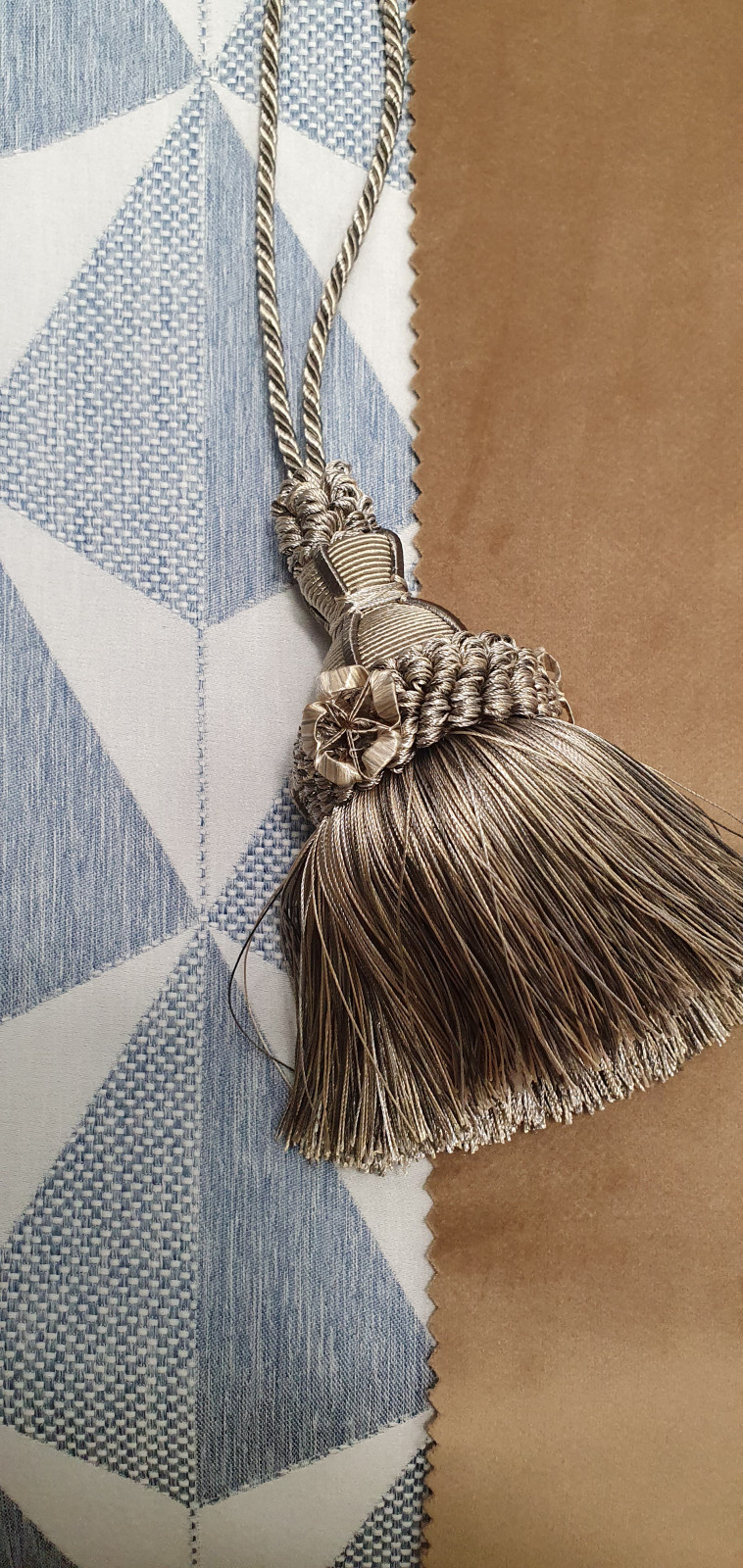 Обложка проекта: Стилистический подбор штор