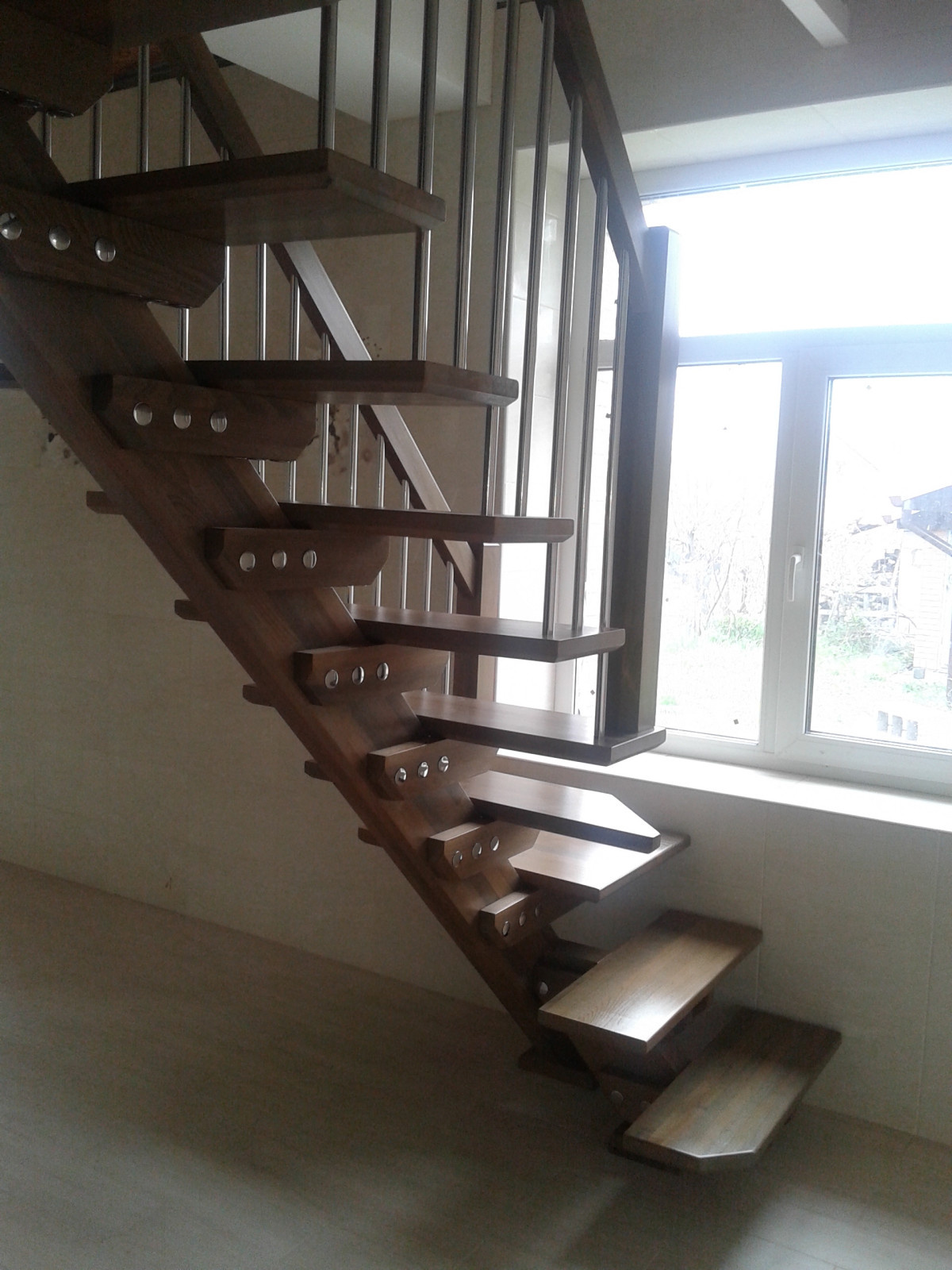 Деревянная лестница