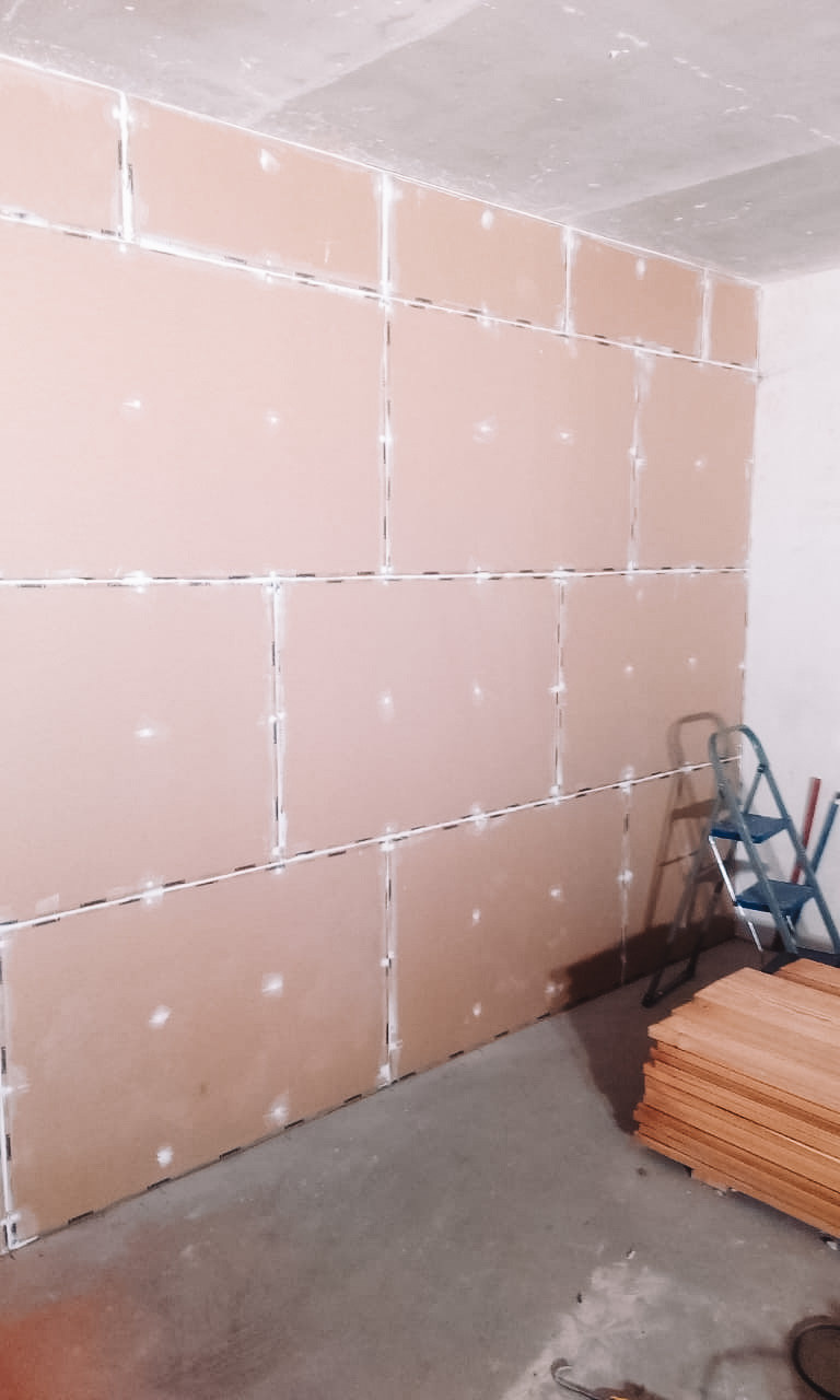 Звукоизоляция стены в Таунхаусе 15 м2