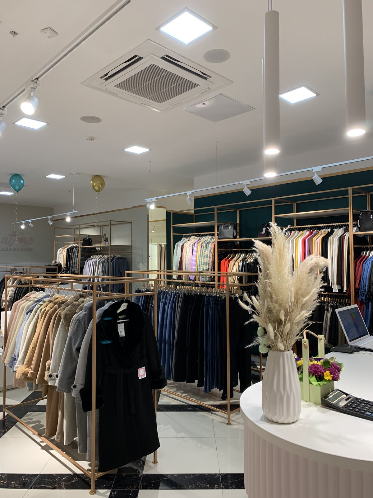 ShowRoom