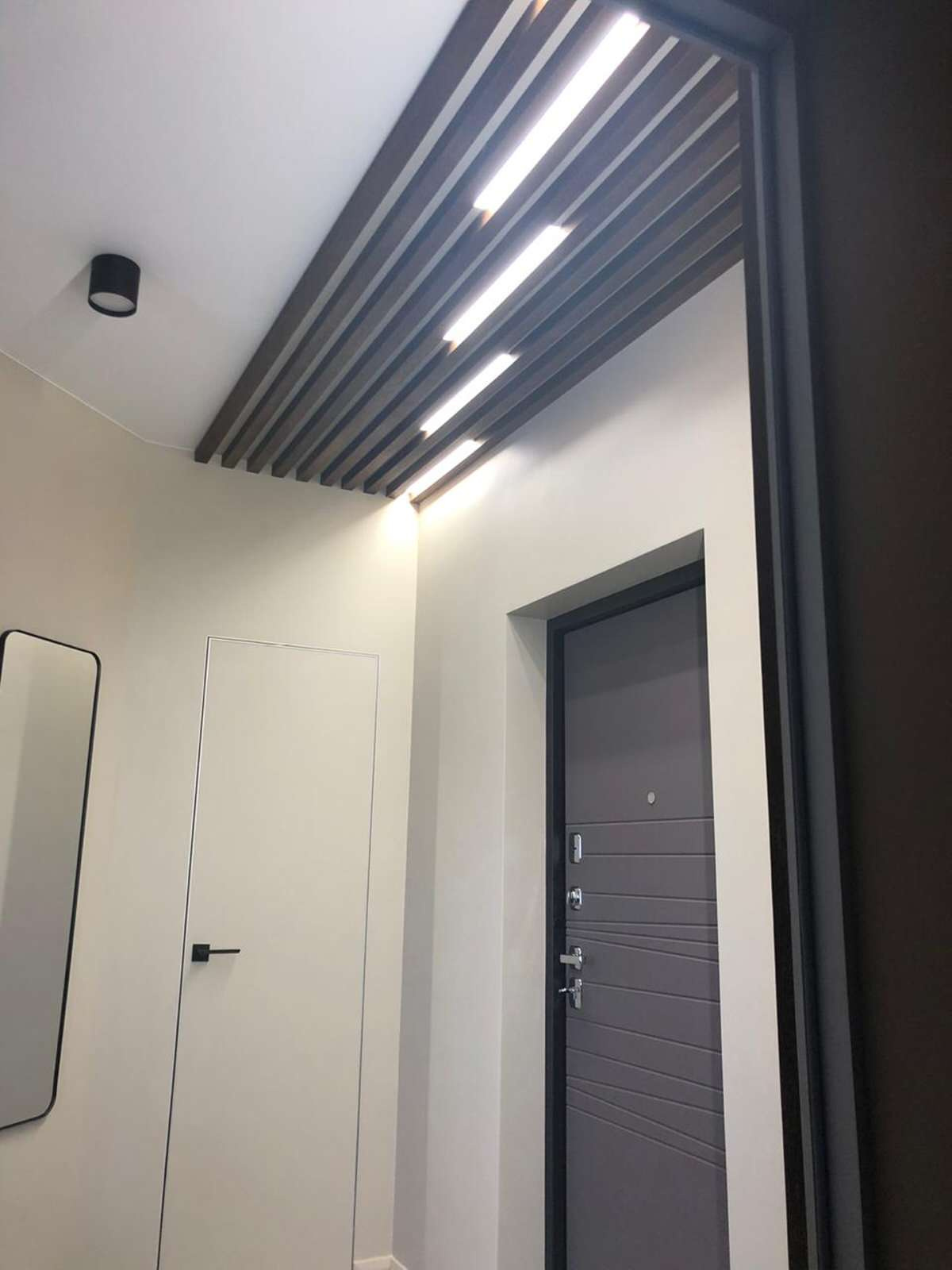 Рейки в интерьере