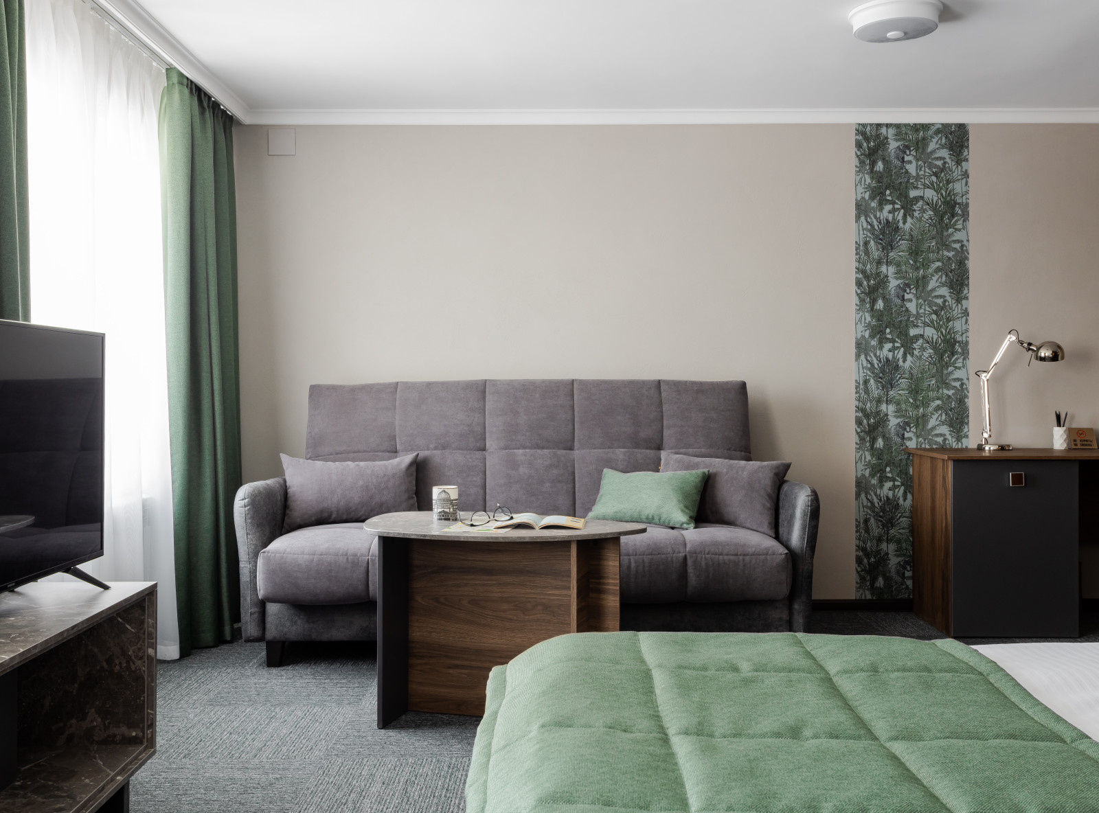 Номера junior suite гостиница "Челябинск"