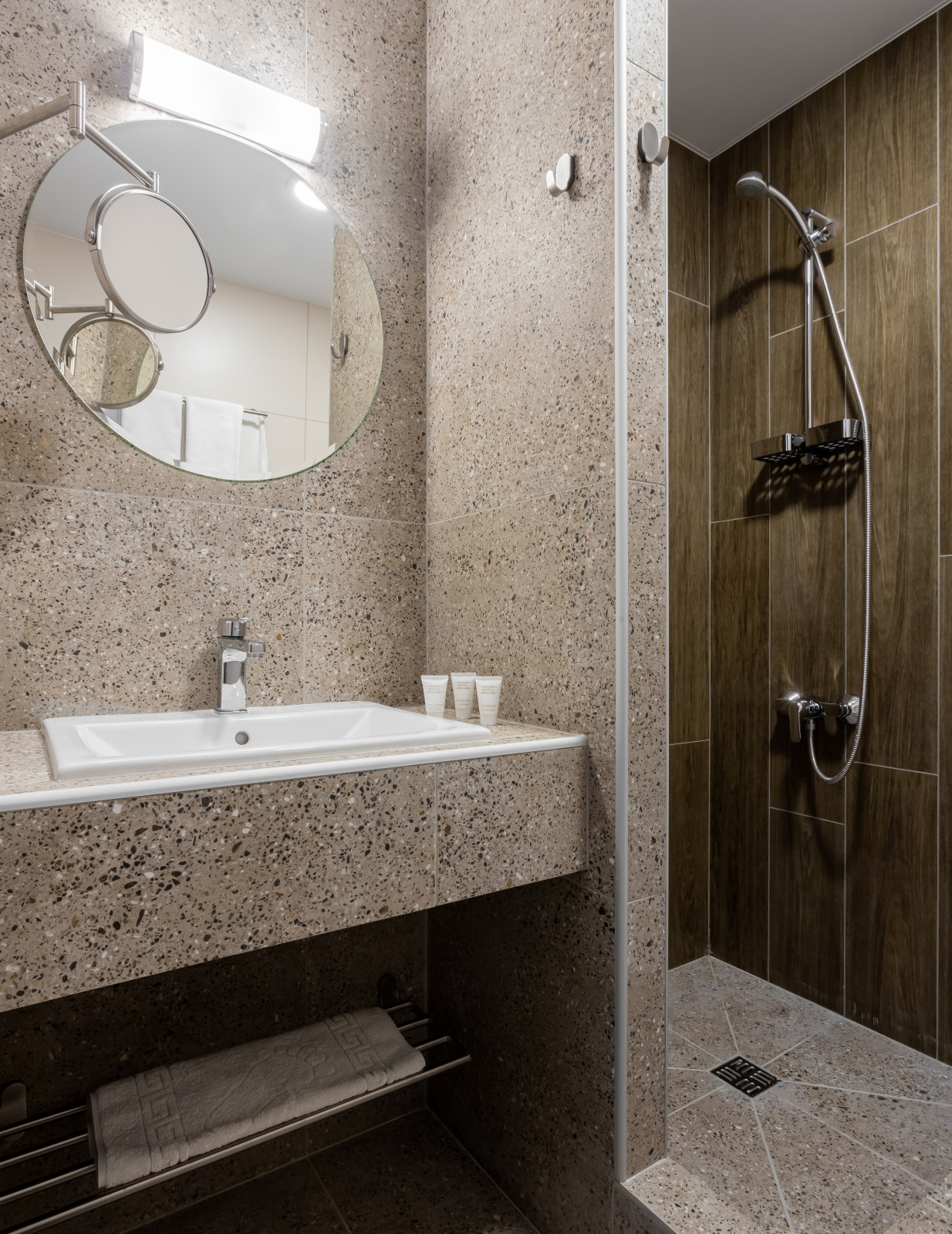 Номера junior suite гостиница "Челябинск"