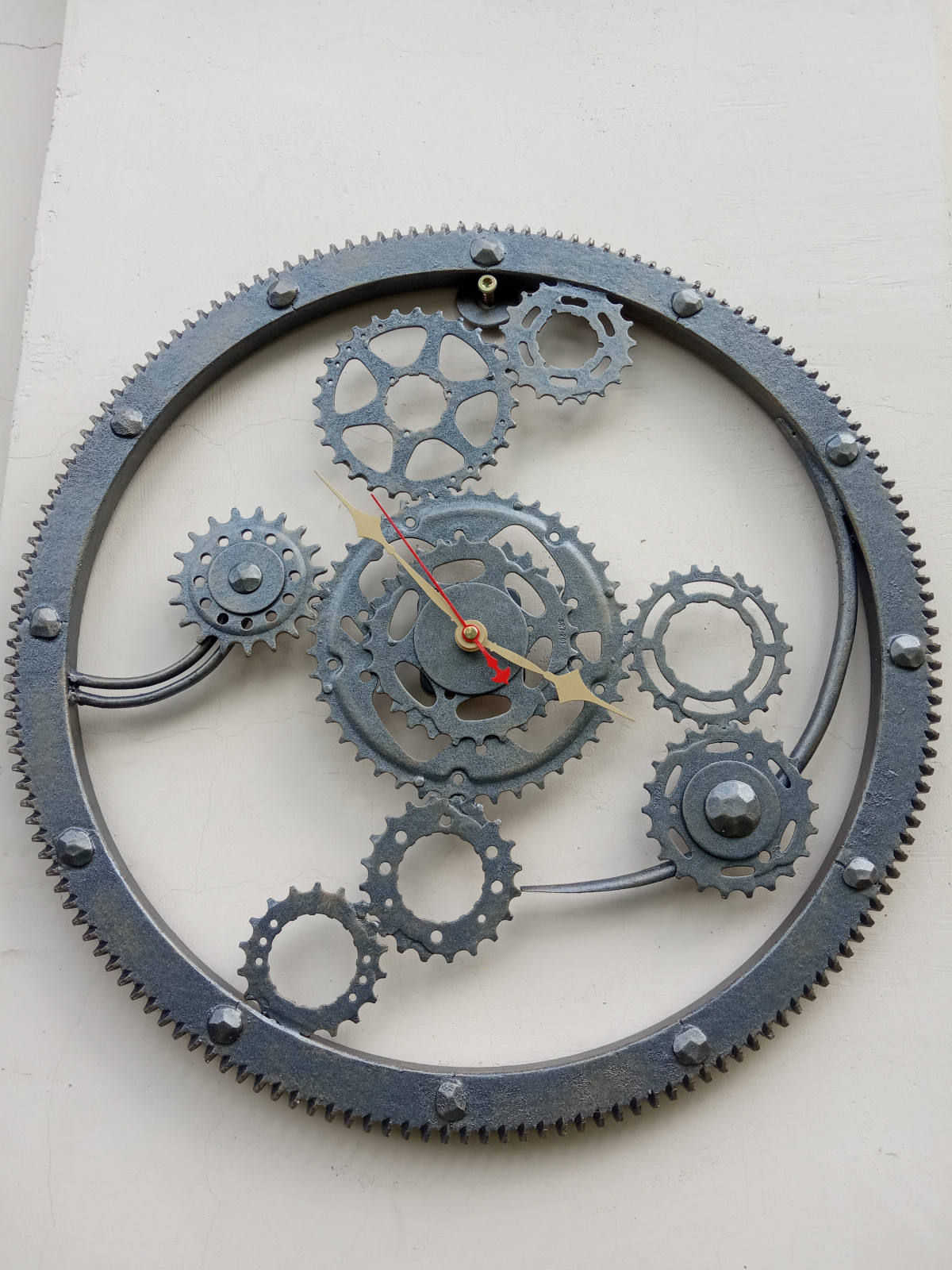 Авторские настенные часы 50см