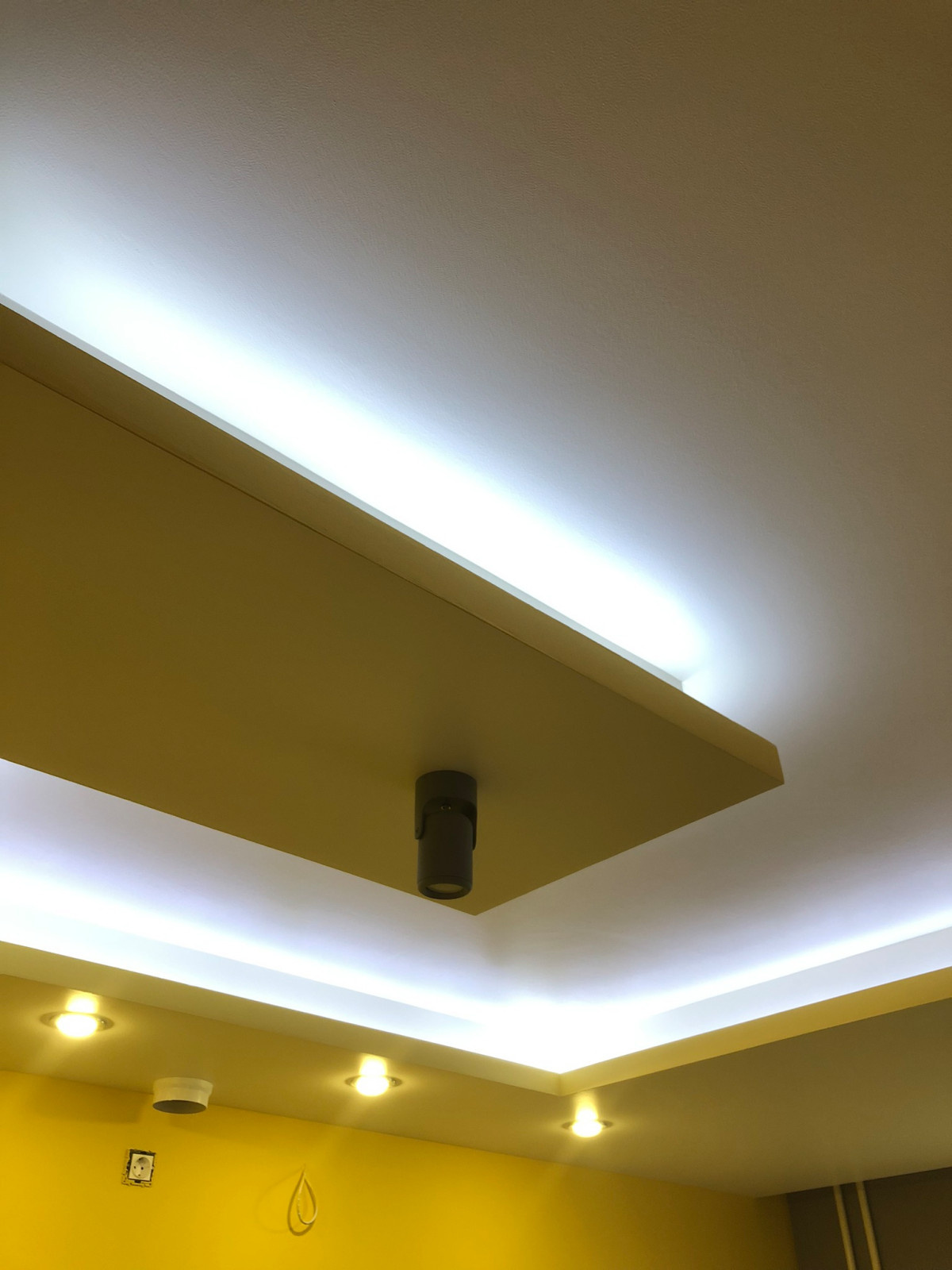 4-х комнатная кв. - ул. Доблести 28/1