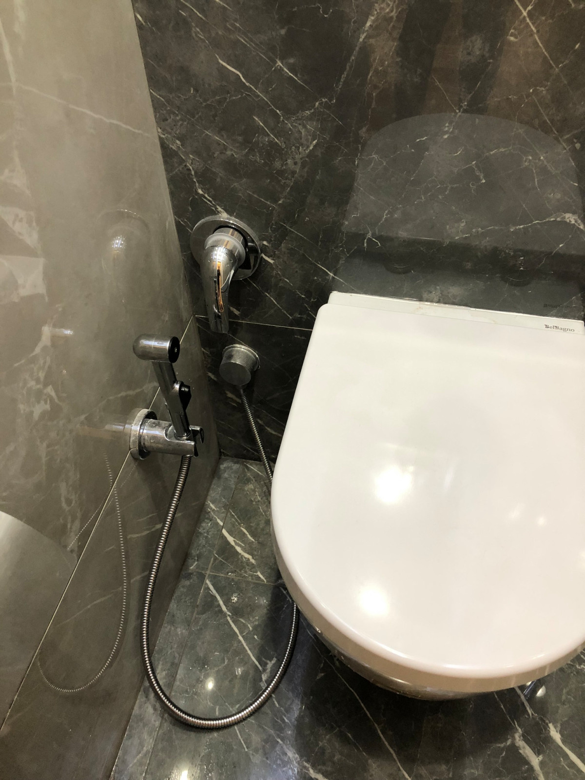 4-х комнатная кв. - ул. Доблести 28/1