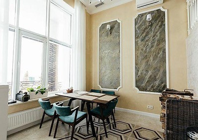 Пуфы и кресла