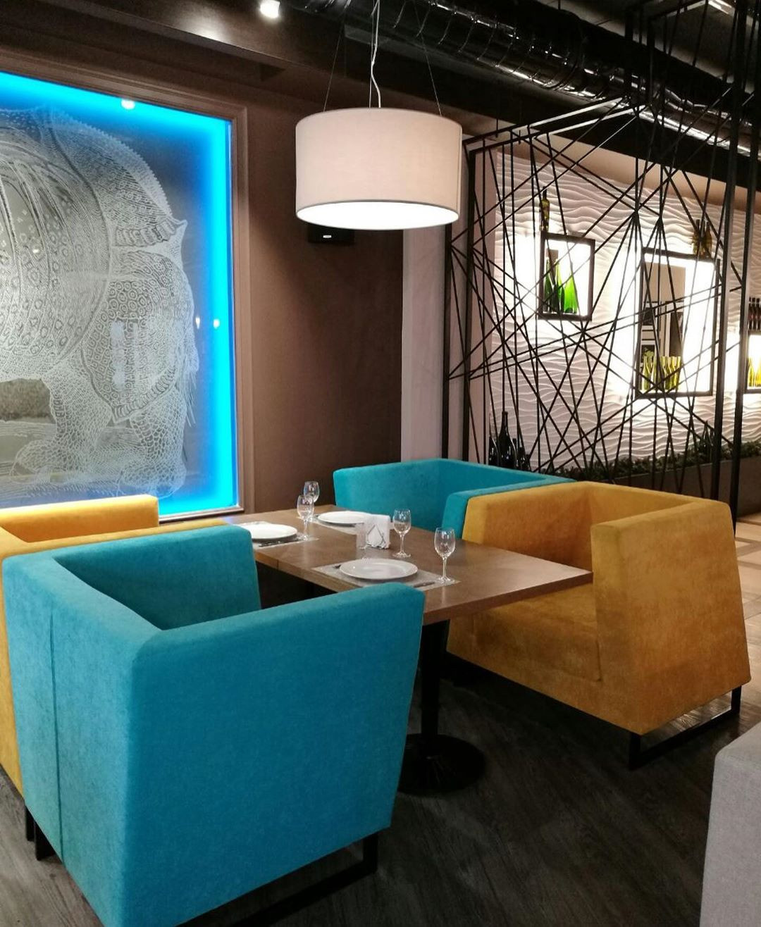 Обложка проекта: Наши работы: Кафе "Носорог"