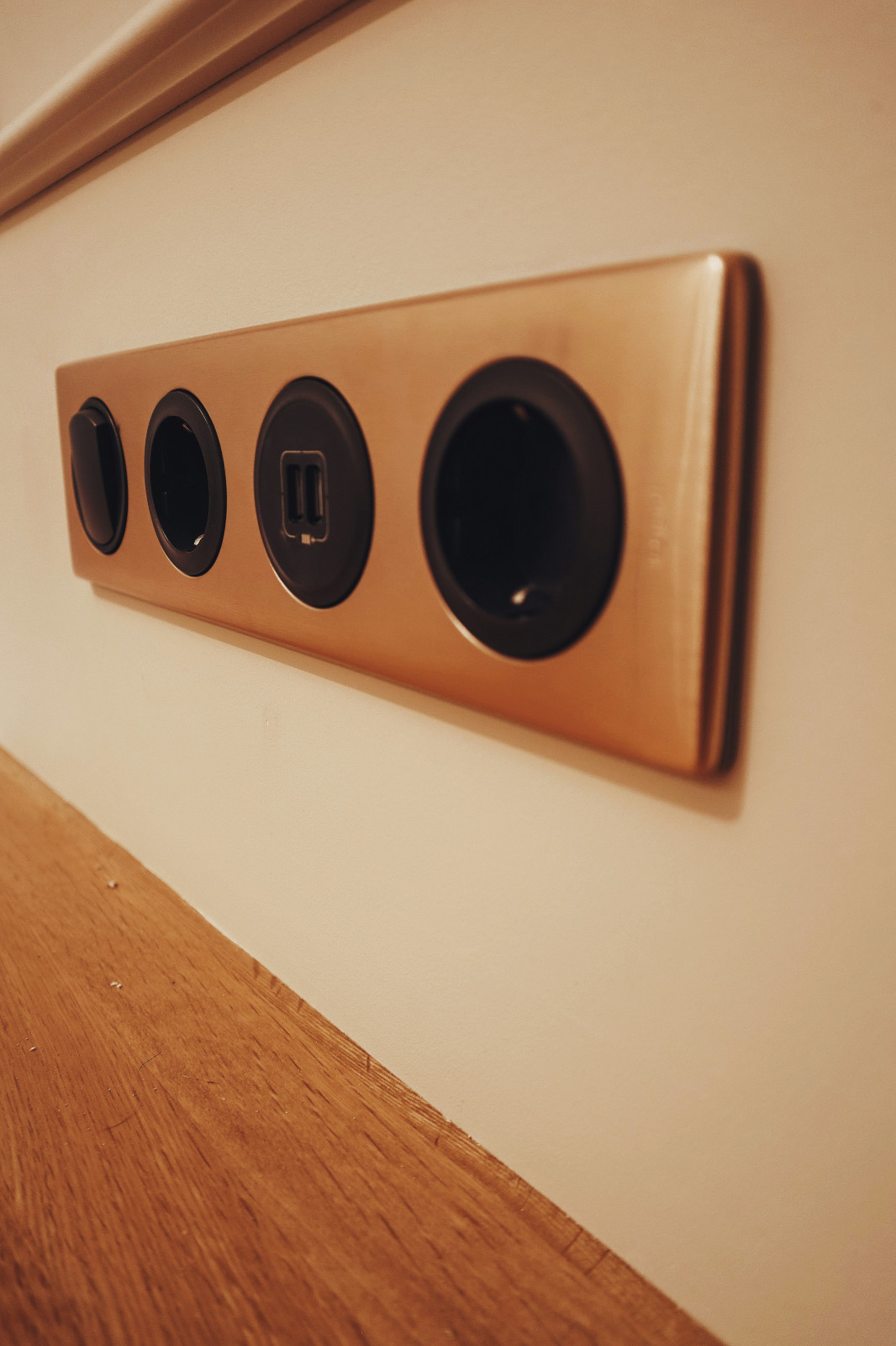 Метро Университет