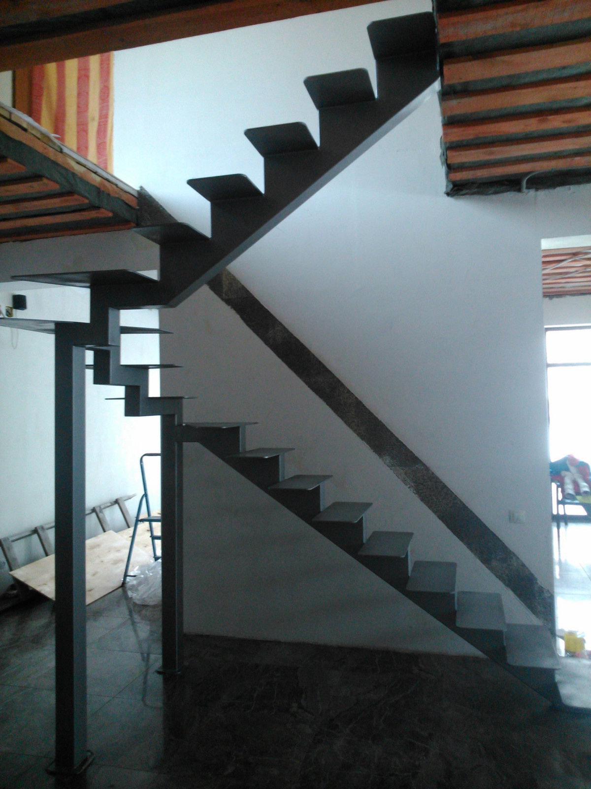 Лестницы , металлокаркасы