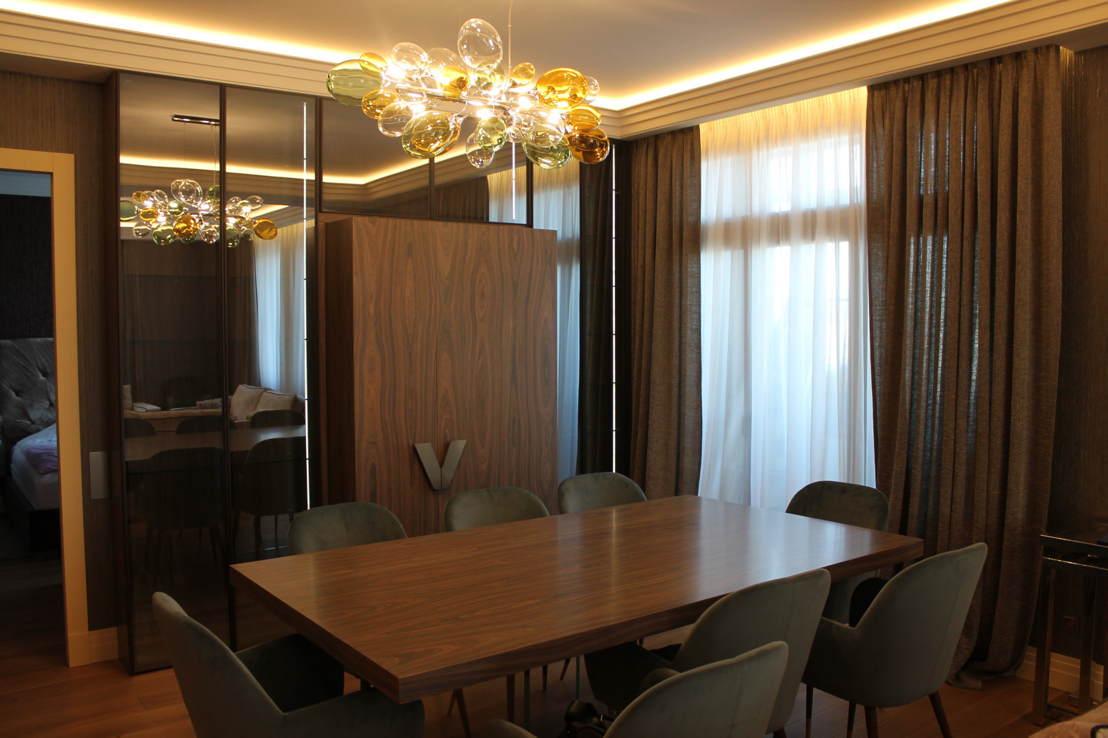 Чем хорош массив?