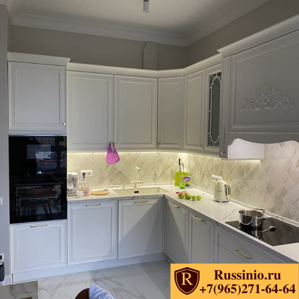 Кухня по индивидуальному заказу. Модель КОМО