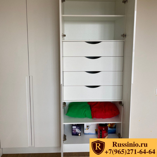 Встроенный шкаф